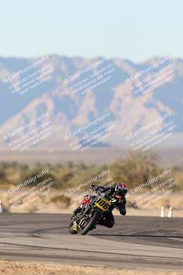 media/Dec-07-2025-CVMA (Sun) [[3e7d2de5dc]]/Race 18-Formula Twins-Formula 40 UL/